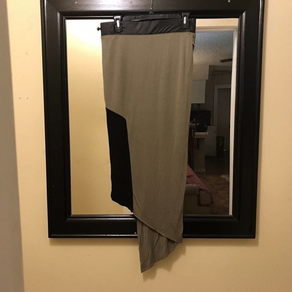 Venus Sexy BiLevel Midi Pencil Skirt SzS Two Tone Green/Black Elastic Waist Used - Picture 6 of 10